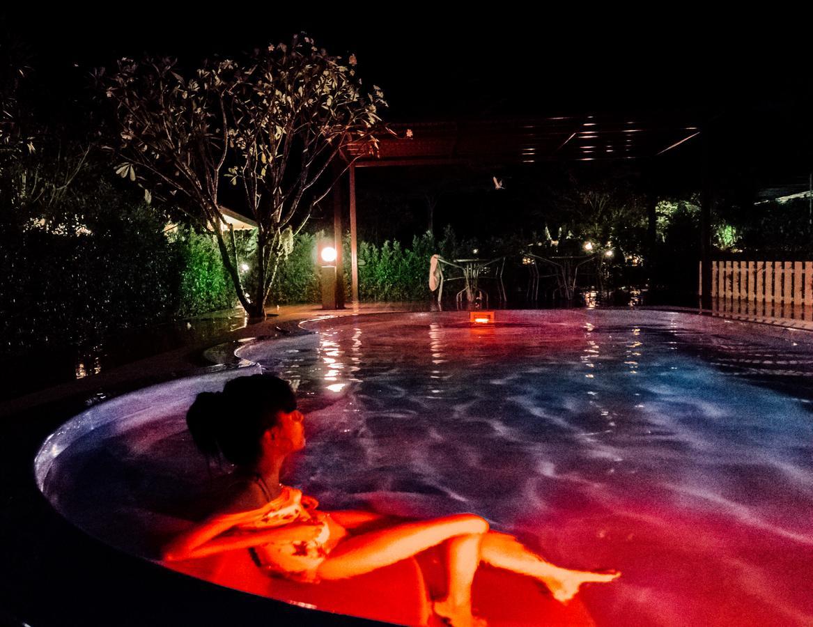 Rai Fahpratan Home And Garden Ban Pak Ngam  Buitenkant foto