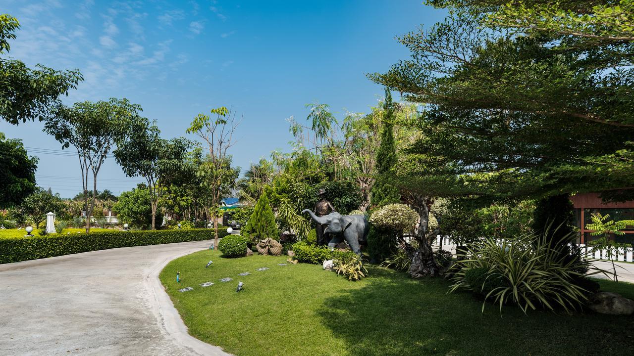Rai Fahpratan Home And Garden Ban Pak Ngam  Buitenkant foto